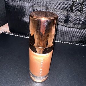 Fenty beauty Body Luminizer Body Lava